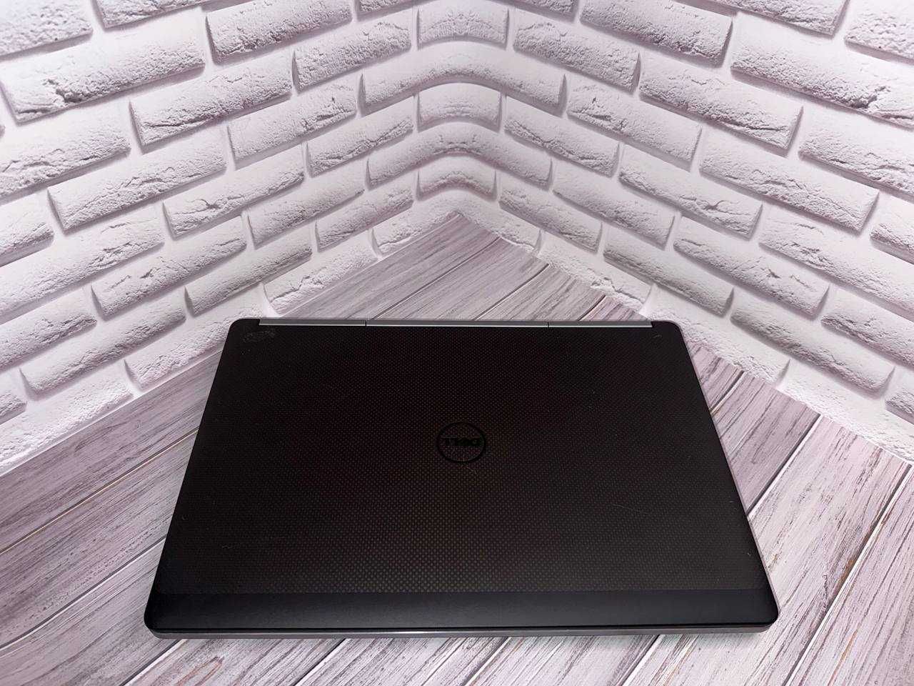 Dell Precision 7720 | I7-6820HQ | Quadro P4000 | 32GB Ram | 256GB SSD