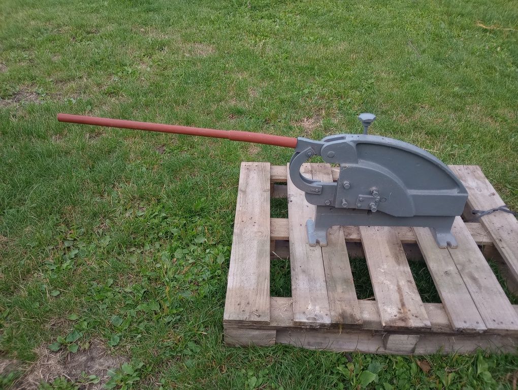 Gilotyna do prętów