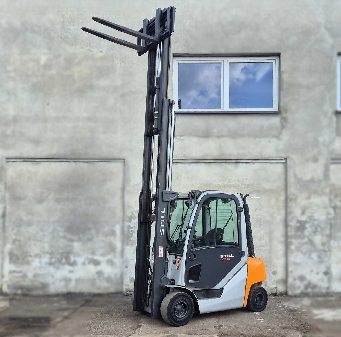 Still 2500kg • 2019r • DIESEL • TRIPLEX • 5 tys h • 4 sekcje • leasing