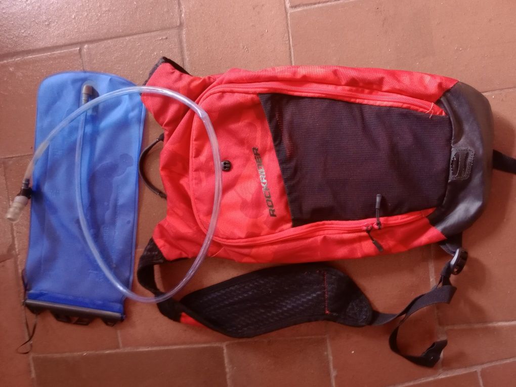 Mochila BTT/caminhada com depósito água 2lts