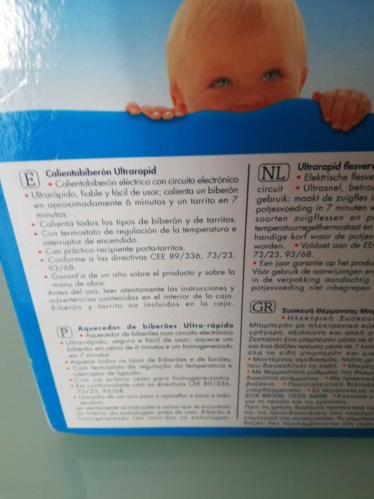 Aquecedor ultra rápido de biberões da marca chicco