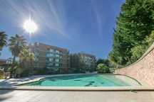 T2 com piscina Condomínio Omnia IV