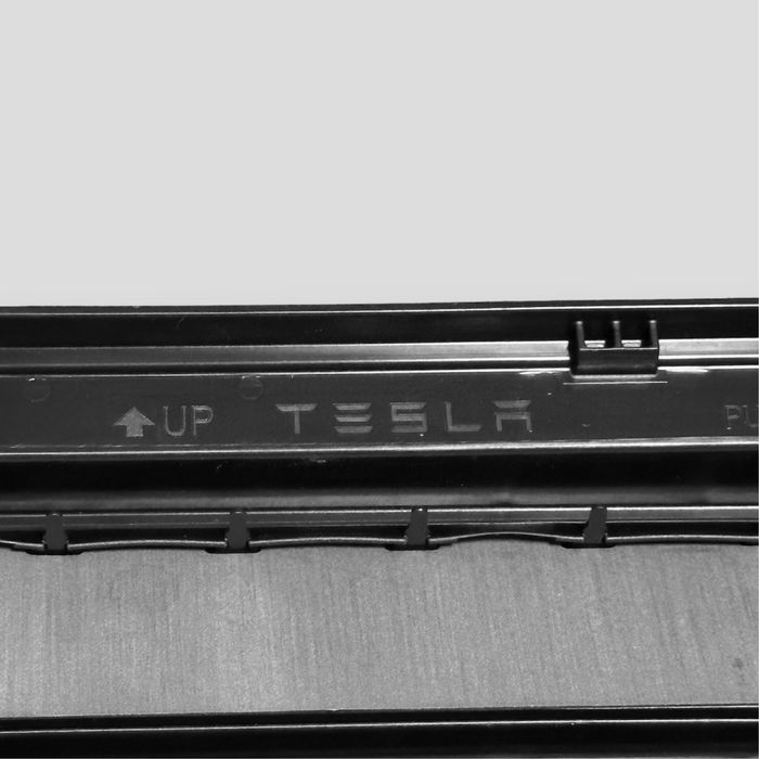 Вентлияционная решётка задняя | Вентиляційний клапан Tesla Model 3/Y