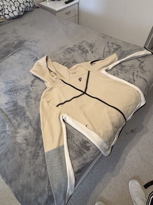 Casaco Nike Tech tamanho M