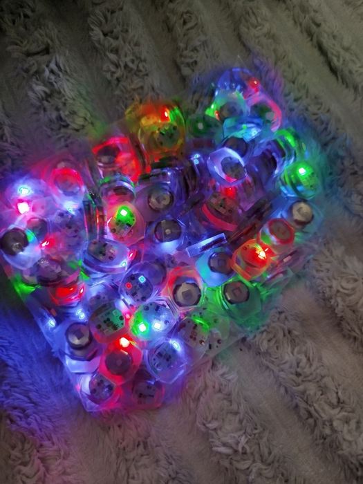 Діоди залиті у пластик