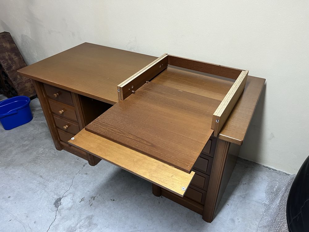 Vendo secretaria em madeira