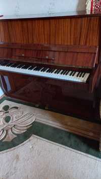 Продам пианино "Кубань"
