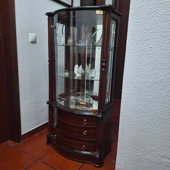 Cristaleira Antiga