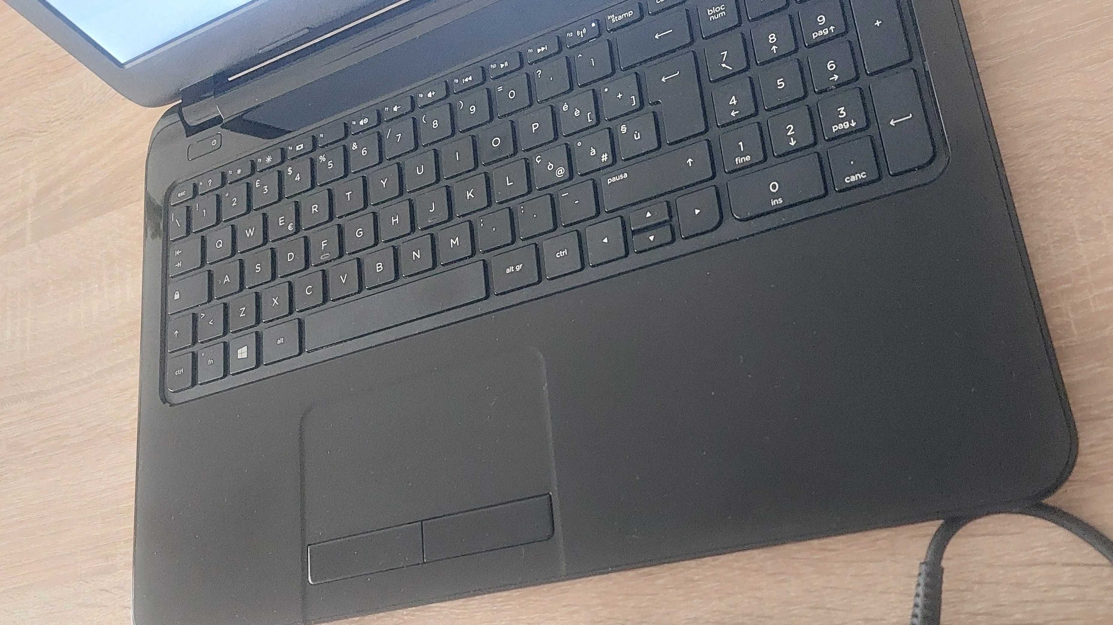 Notebook PC HP 15-g007sl