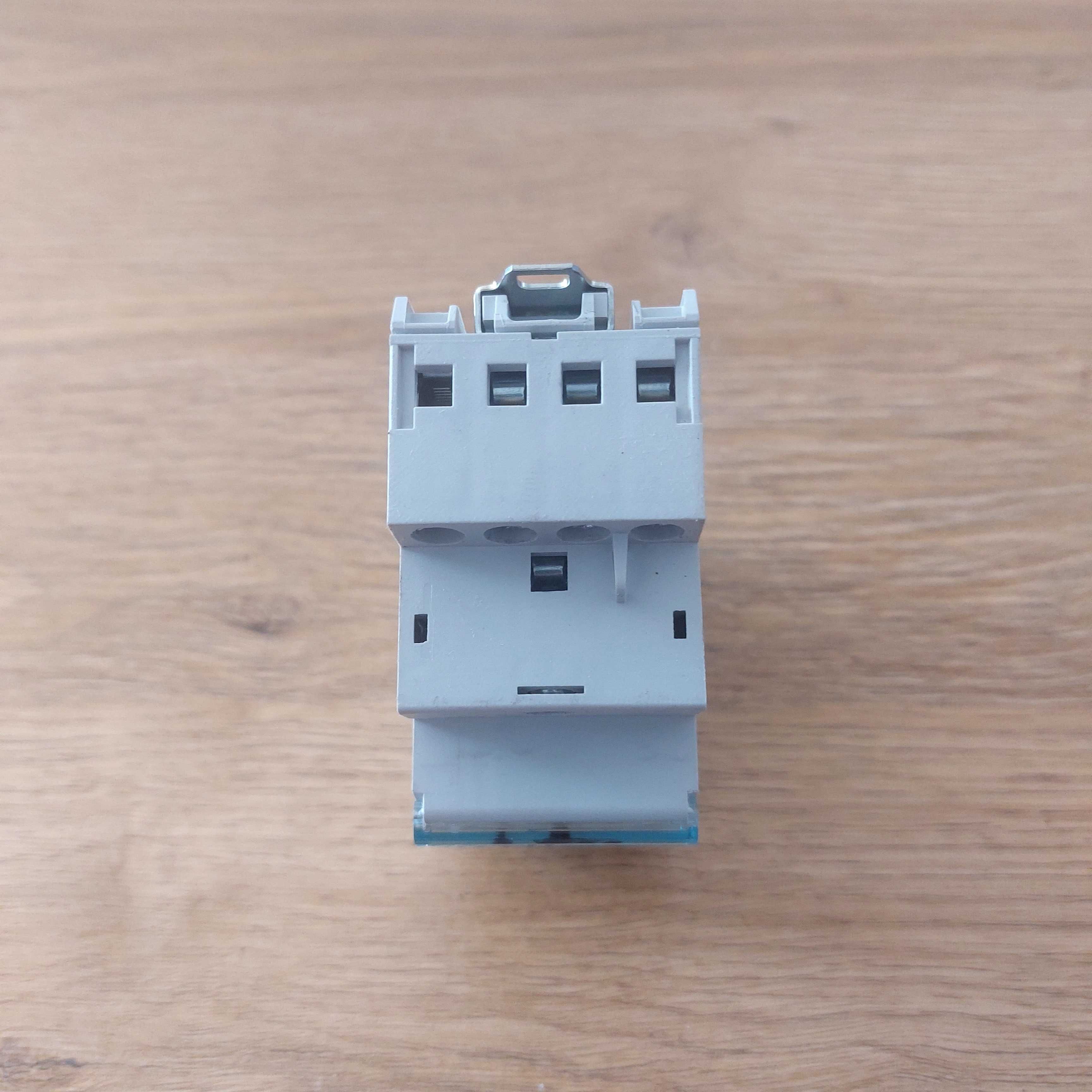 Stycznik modułowy Hager ESC425 4NO