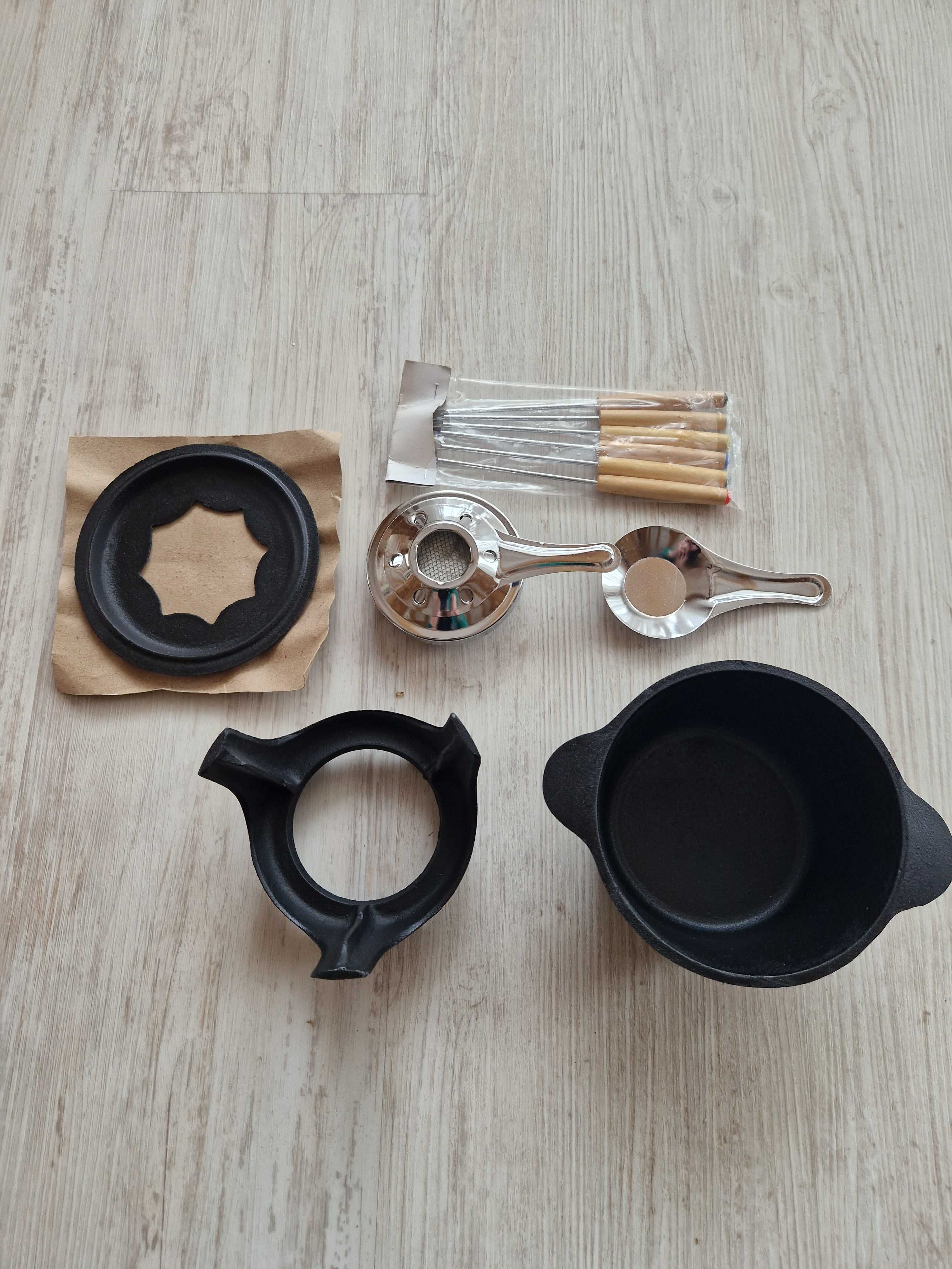 Nowy żeliwny zestaw do Fondue (10 elementów)