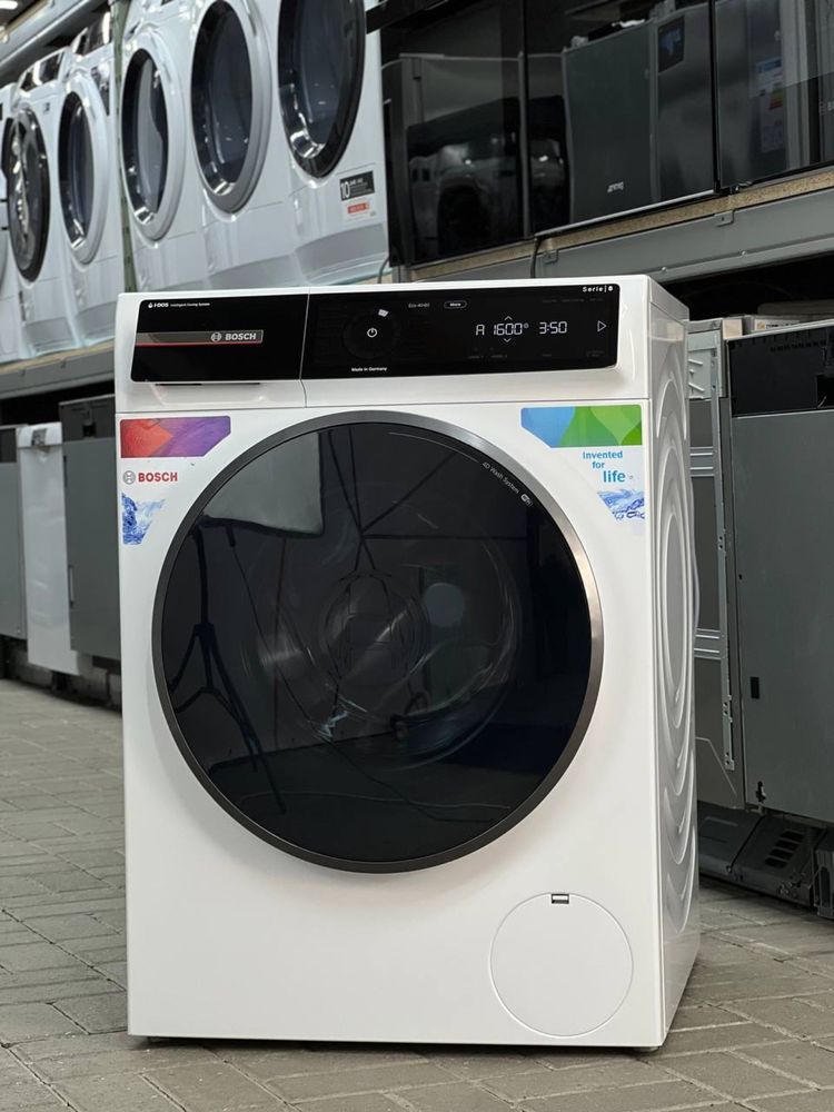 Пральна машина BOSCH Serie 8 WGB24400UA 9кг, 4D Wash System A+++