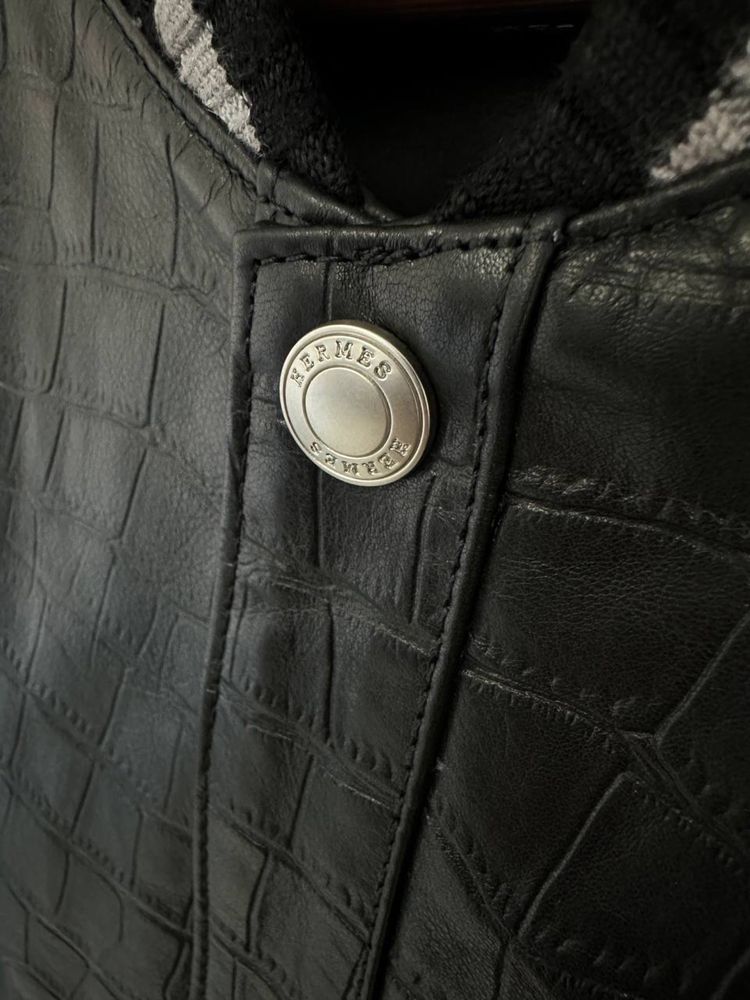 Бомбер из кожи Hermes