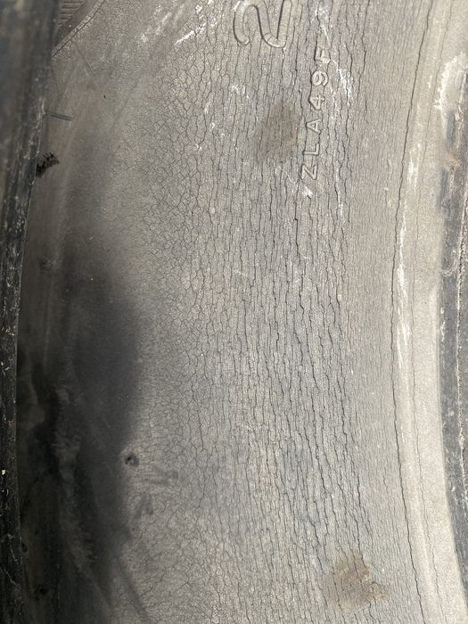 295/80 R 22,5 продам .