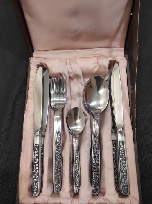 Столові набори Урср .