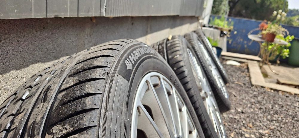 Jantes + Pneus: OZ Racing Superturismo WRC 15" (Race White)