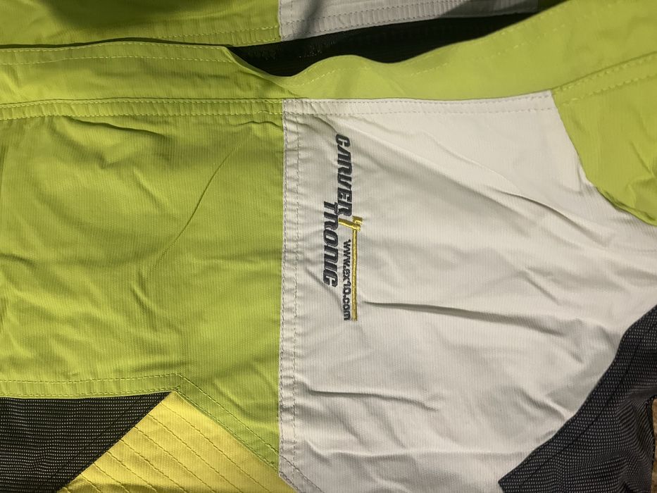 Продаю лижний костюм