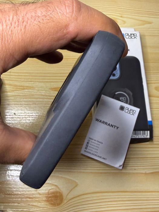 Capa Quad Lock para iPhone 13 Pro Max