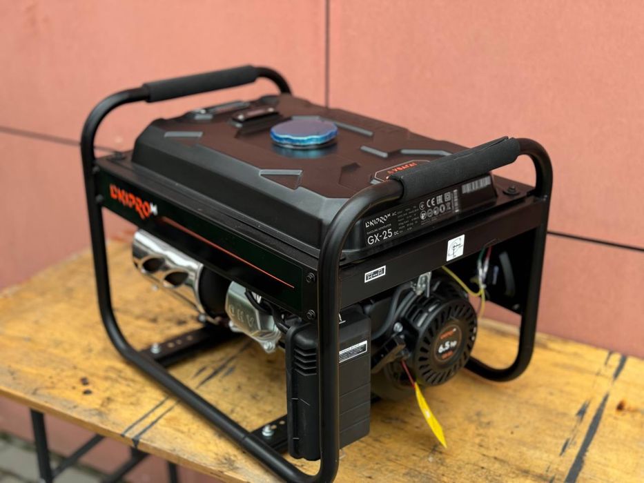 Генератор Dnipro-M GX-30E