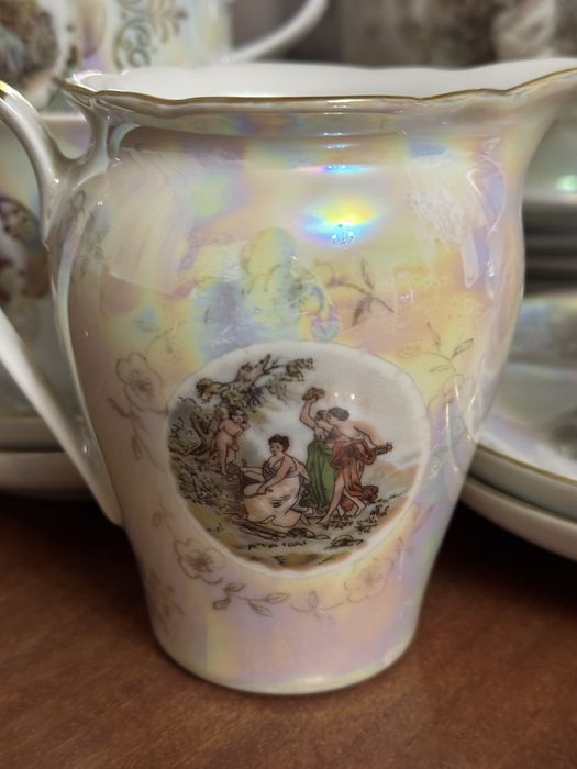 Продам сервіз Мадонни