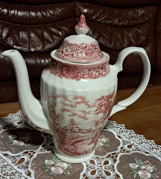 Порцеляновий чайник, вінтаж