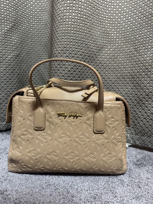 Сумка tommy hilfiger