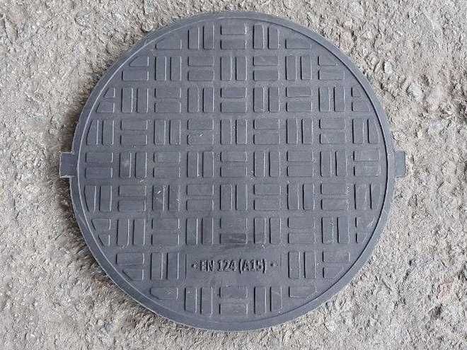 Кришка люка ЄВРО 1,5 т чорна