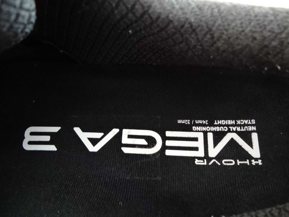 Buty UNDER ARMOUR HOVR MEGA 3 roz 44,5 Bieganie w terenie Sportowe