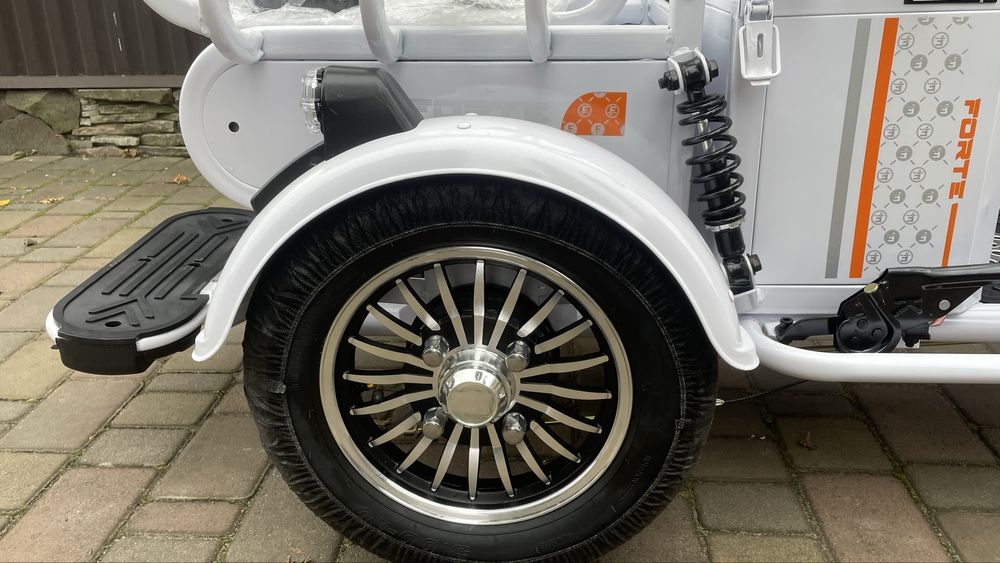 АКЦІЯ НОВИЙ Електроскутер FORTE CARGO трицикл скутер на акамуляторі