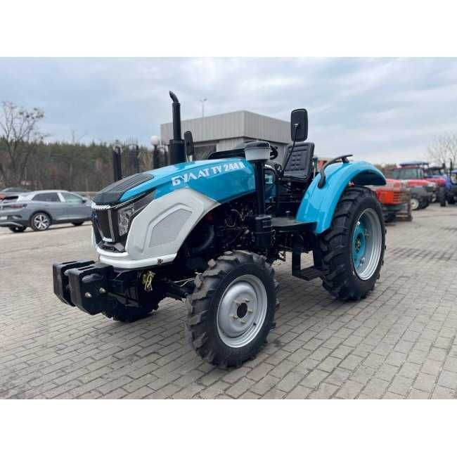 Трактор Булат 244 TY є моделі з реверсом