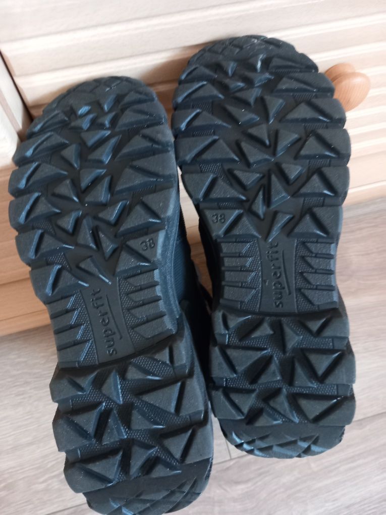 Buty zimowe,sniegowce Superfit w idealnymm stanie