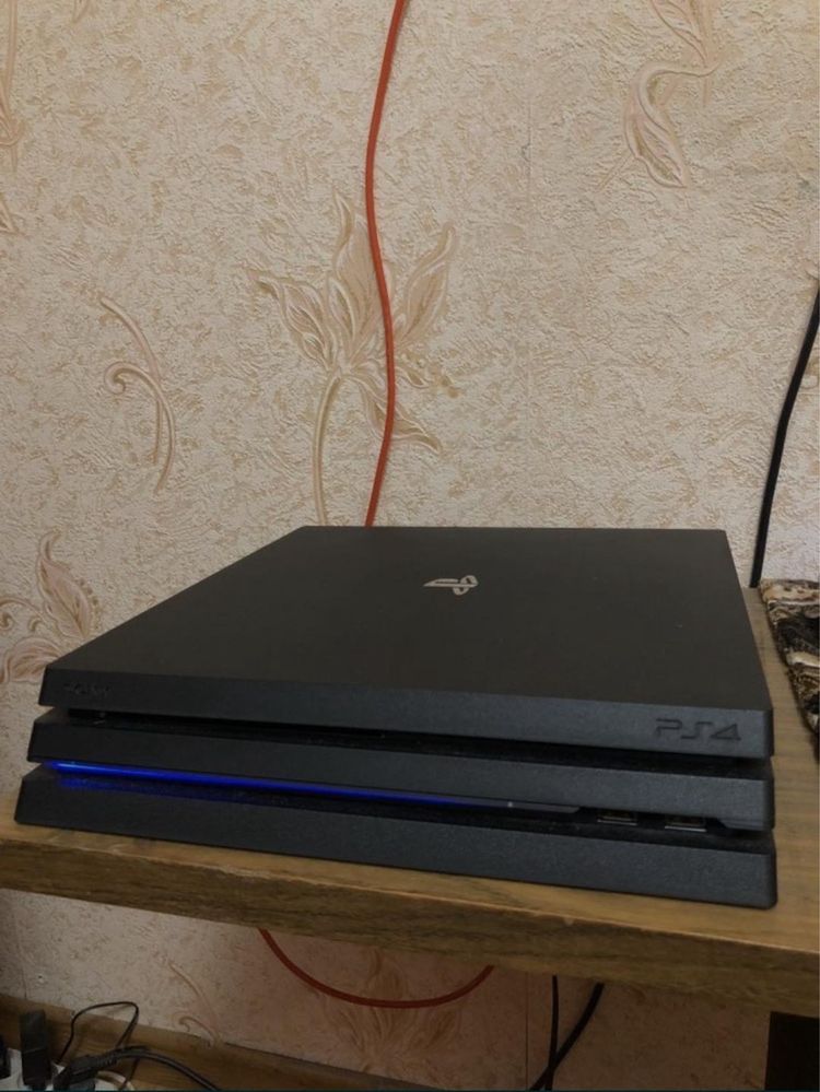 Sony Playstation 4 PRO 1TB