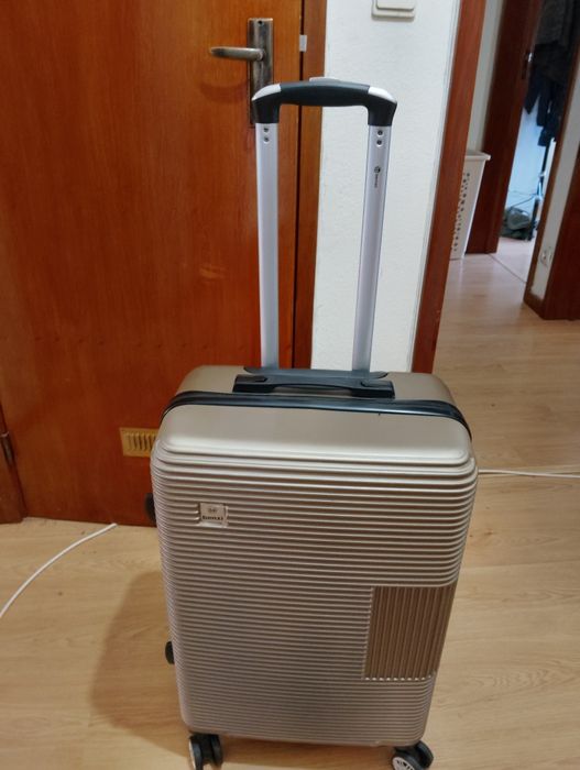 Mala para viagem  nova