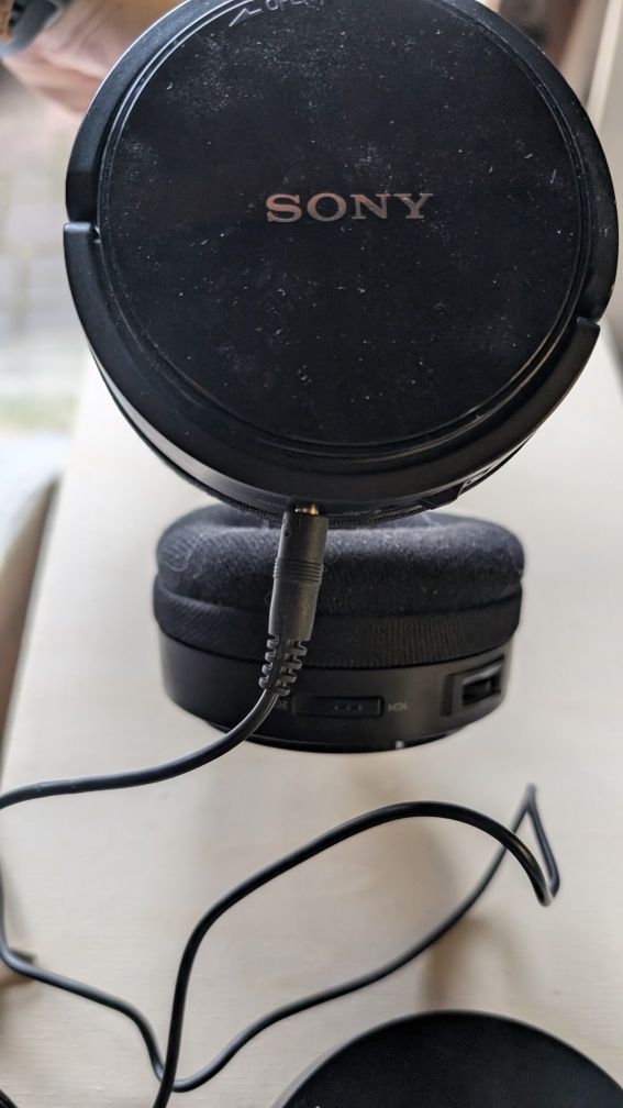 Продам навушники Sony tmr-rf810r