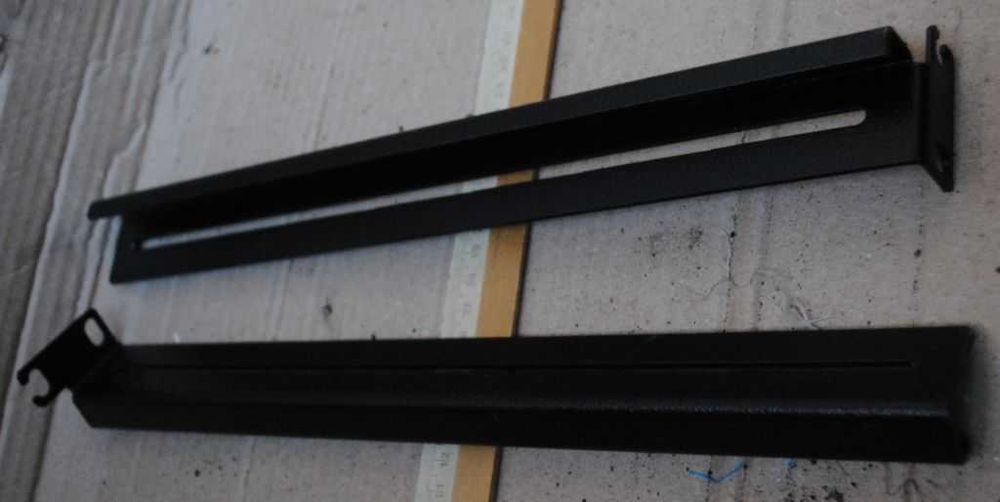 Лапи чорні для стаціонарної серверної полиці, в комплекті 2 шт