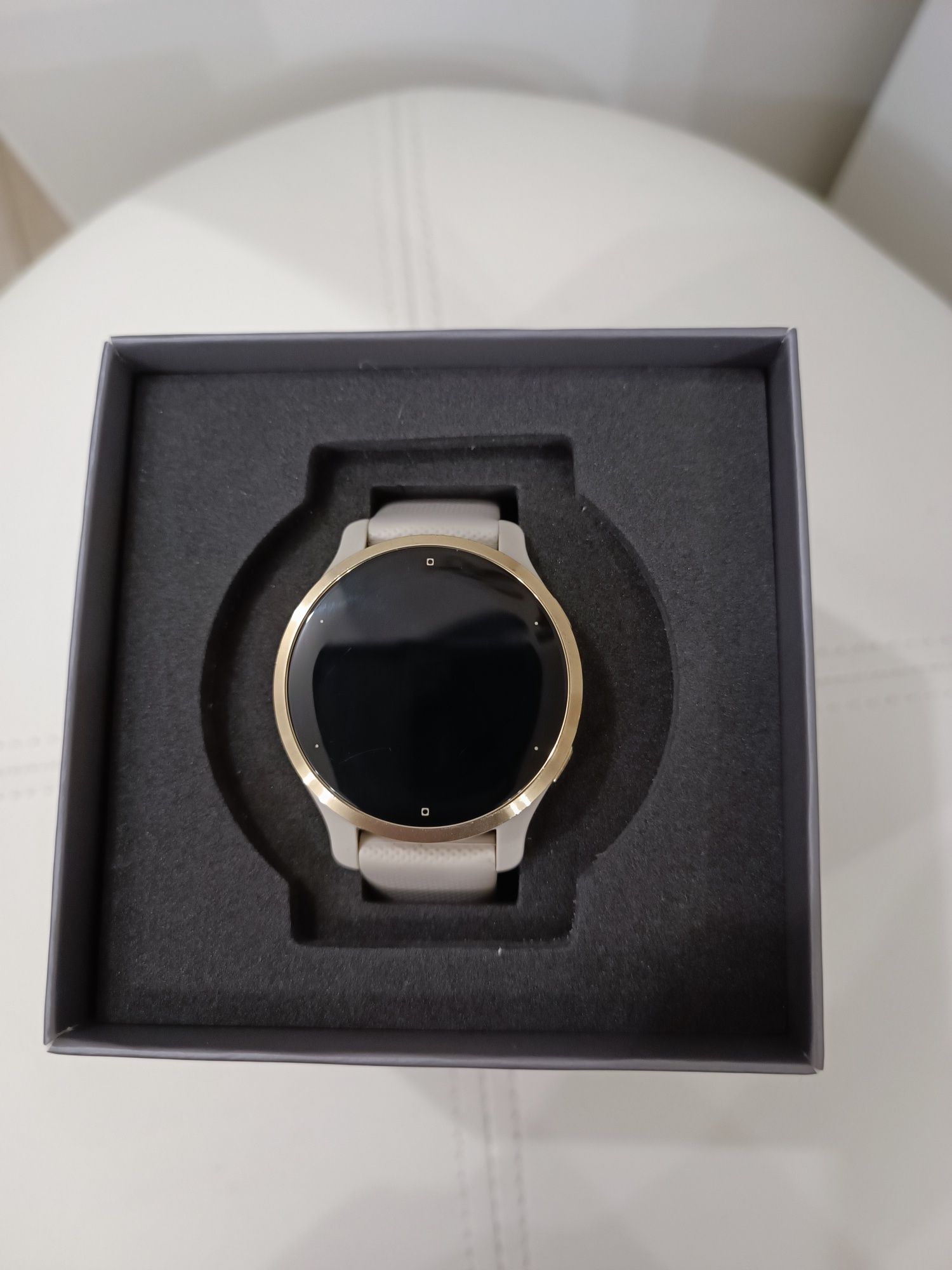 Garmin Venu 2s smartwatch