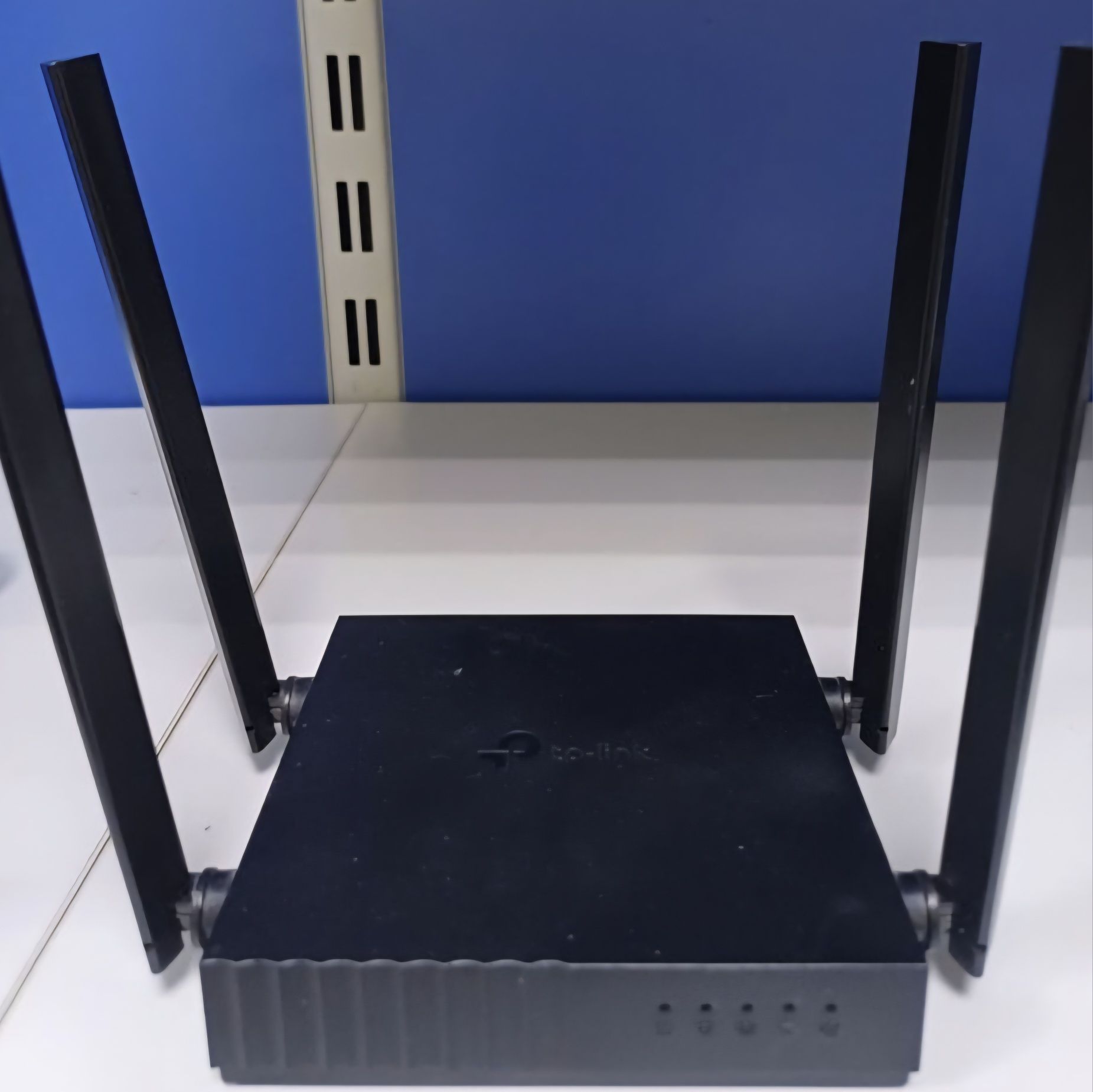 Продам роутер двухдиапазонный Wi-Fi  Tp-Link C54