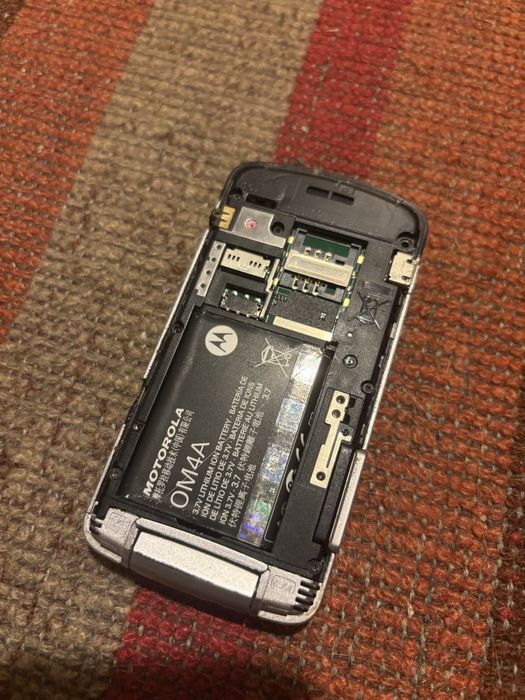 Telefon Motorola RAZR² V9