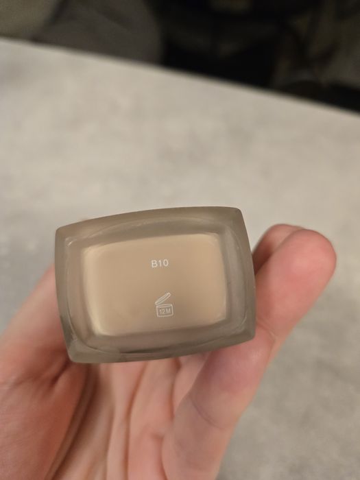 Podkład chanel ultra le teint b10