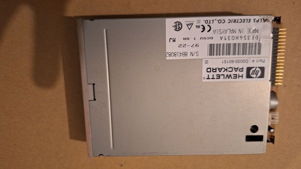 Stacja dyskietek hdd 1,44