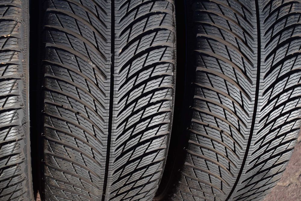 Mercedes AMG 35 45 oryginał A w177 CLA c118 jak nowe koła zima OEM