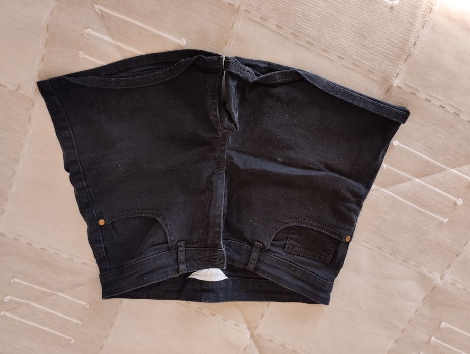 Conjunto de calções 11/12 anos