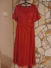 Плаття червоне жіноче
