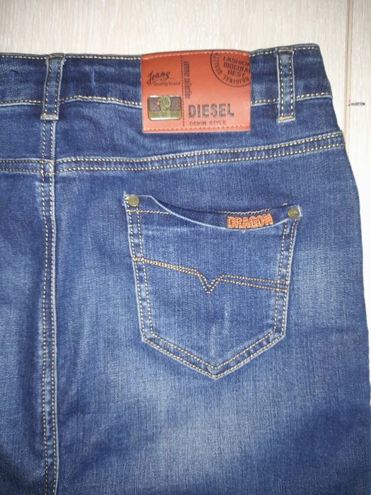 Спідниця жіноча..