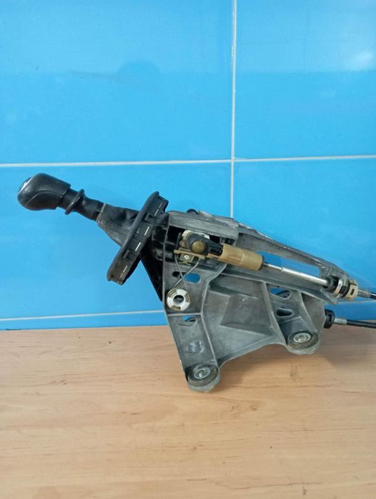 Lewarek wybierak skrzyni biegów vw T5 1.9 TDI 7h1711877s