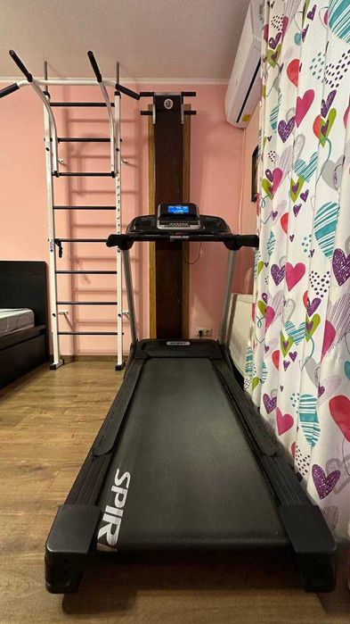 Бігова доріжка SPIRIT XT 185.16