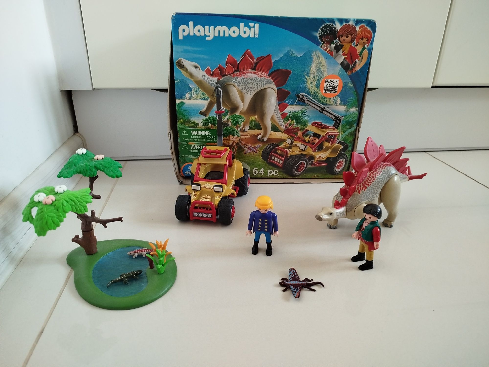 Playmobil 9432 Pojazd badawczy ze Stegozaurem