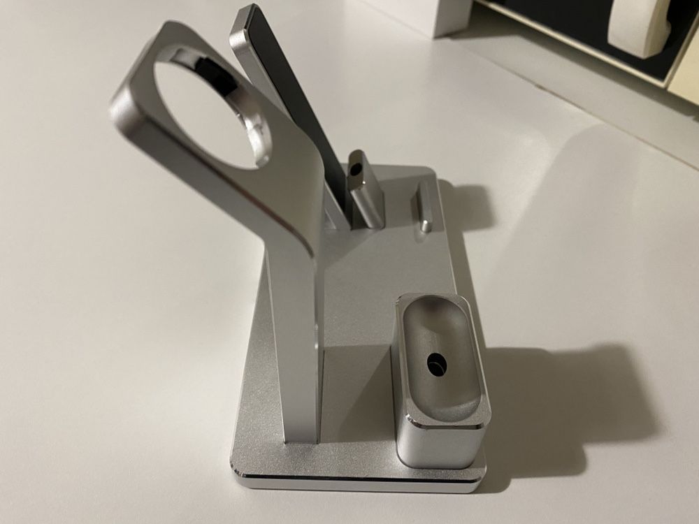 Dockstation iPhone, Apple Watch e AirPods (1º e 2ª Gen)