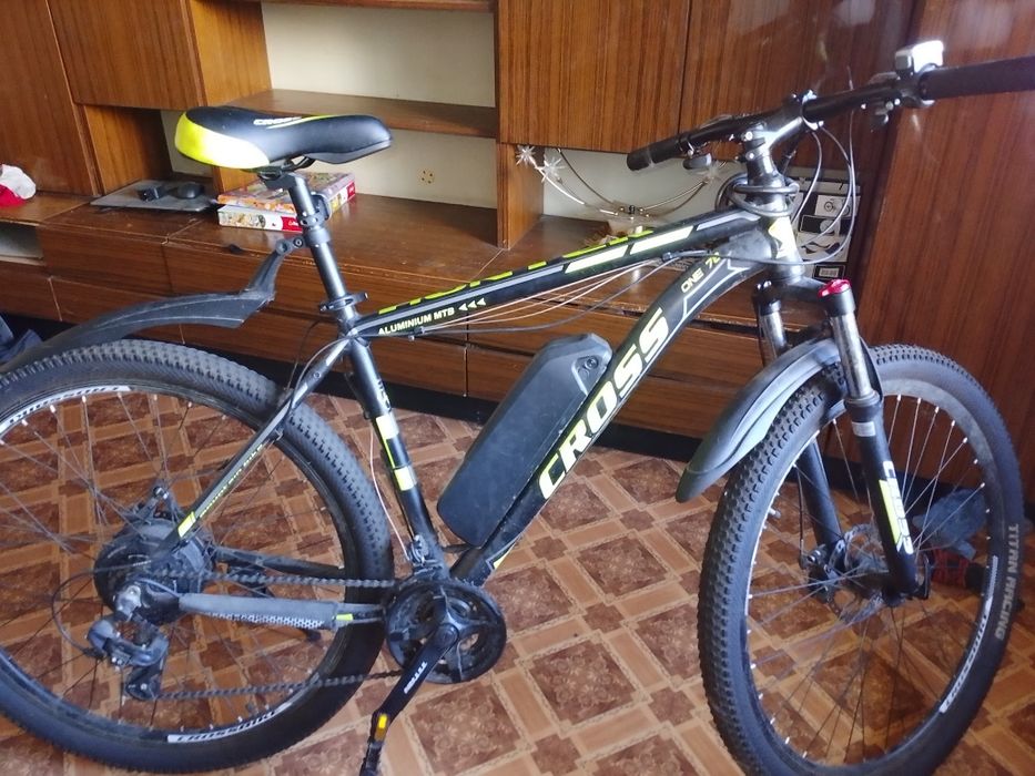 Електровелосипед Cross Hunter 29