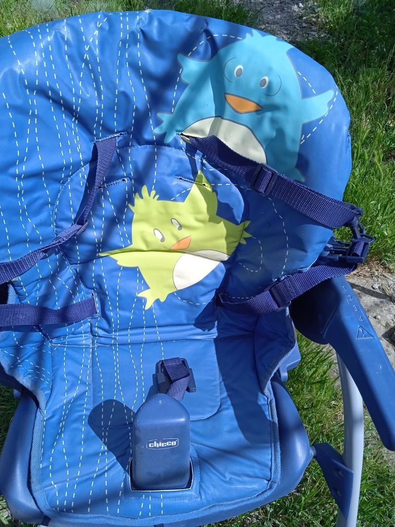 Дитячий стілець для годування Chicco